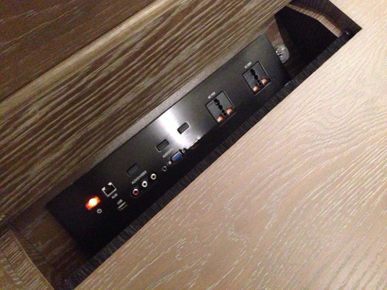 台南晶英酒店 外观 照片 A power strip